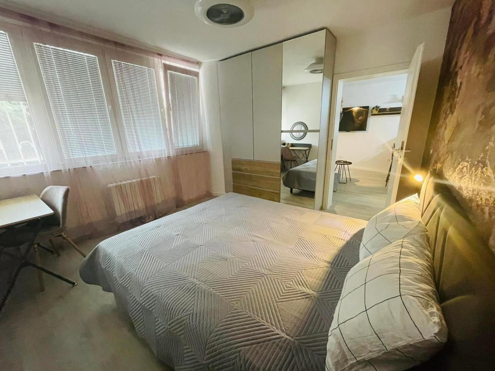 Apartament-Demian Sofia Bagian luar foto